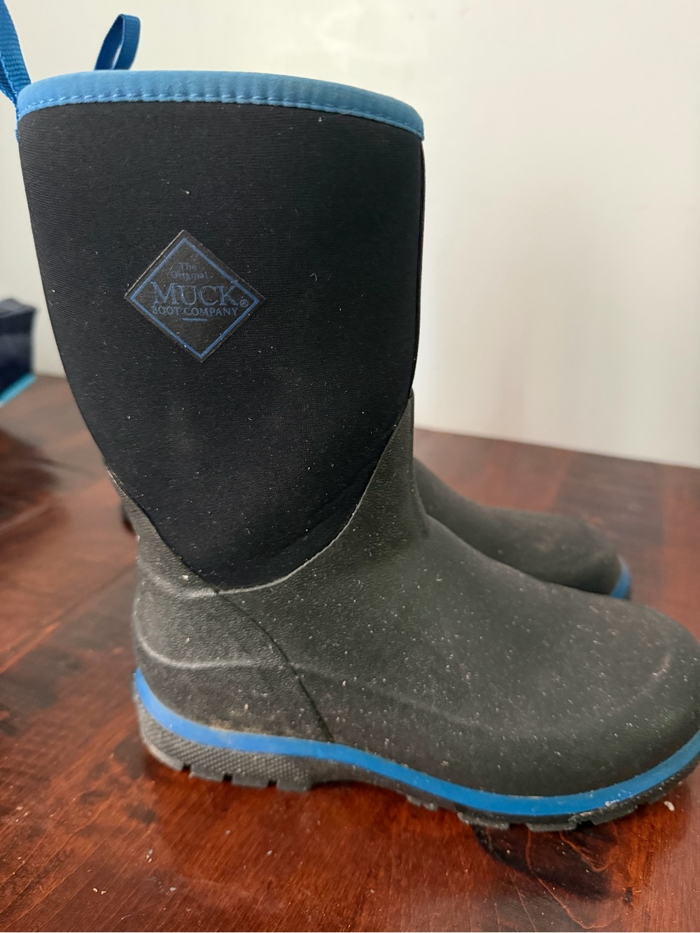 Muck Boot Company Kids' Black and Blue Waterproof Rain Boots